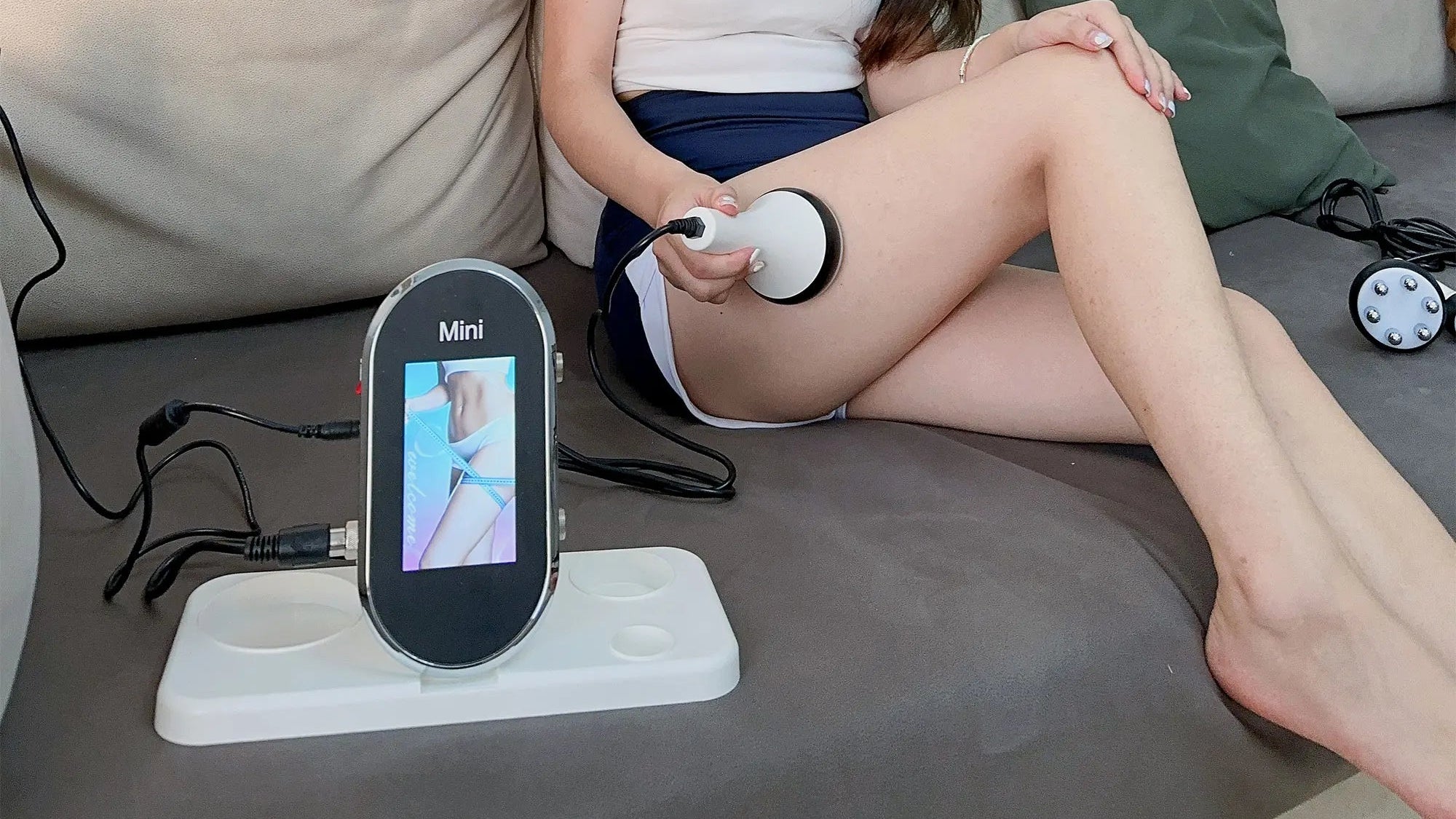 Dispositivo Estético 3 en 1 RF & EMS con Ultrasonido de Cavitación para Adelgazamiento Corporal, Lifting Facial y Reafirmante de Piel – Máquina Profesional de Cuidado Facial y Corporal