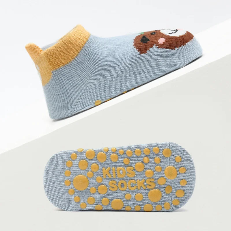 6 Pares de Calcetines Antideslizantes para Bebé y Niños – Algodón Suave, Transpirables y Cómodos – Diseño Tierno de Animales – Para Niño y Niña